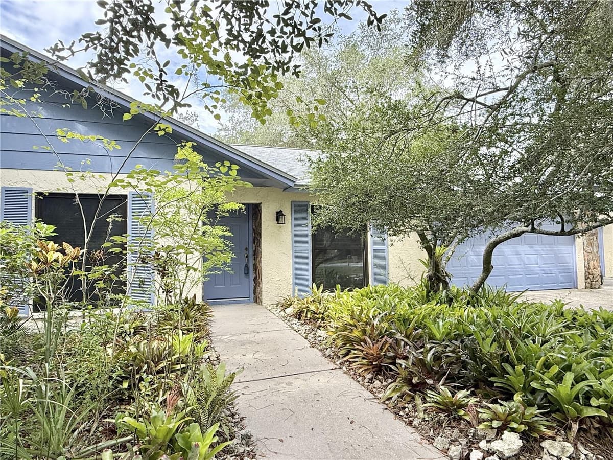 901 RIVER DRIVE — photo 3 of 73