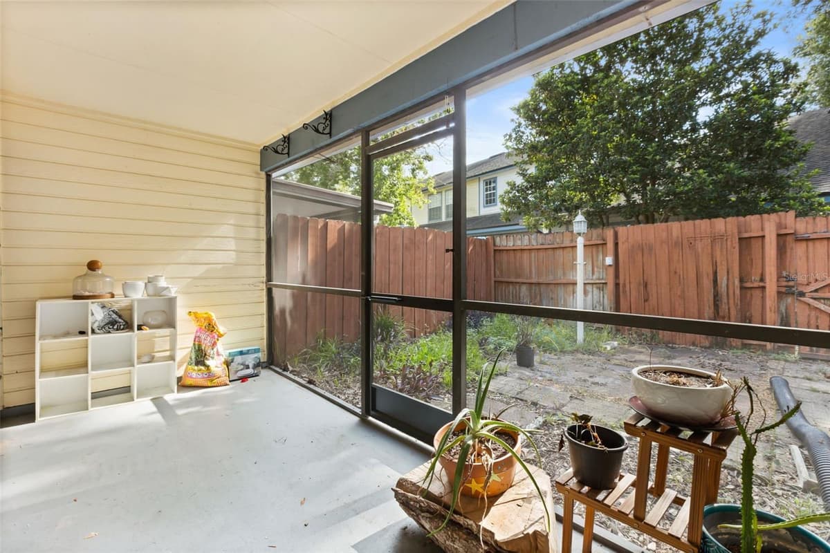 2776 LANCASTER COURT — photo 25 of 33