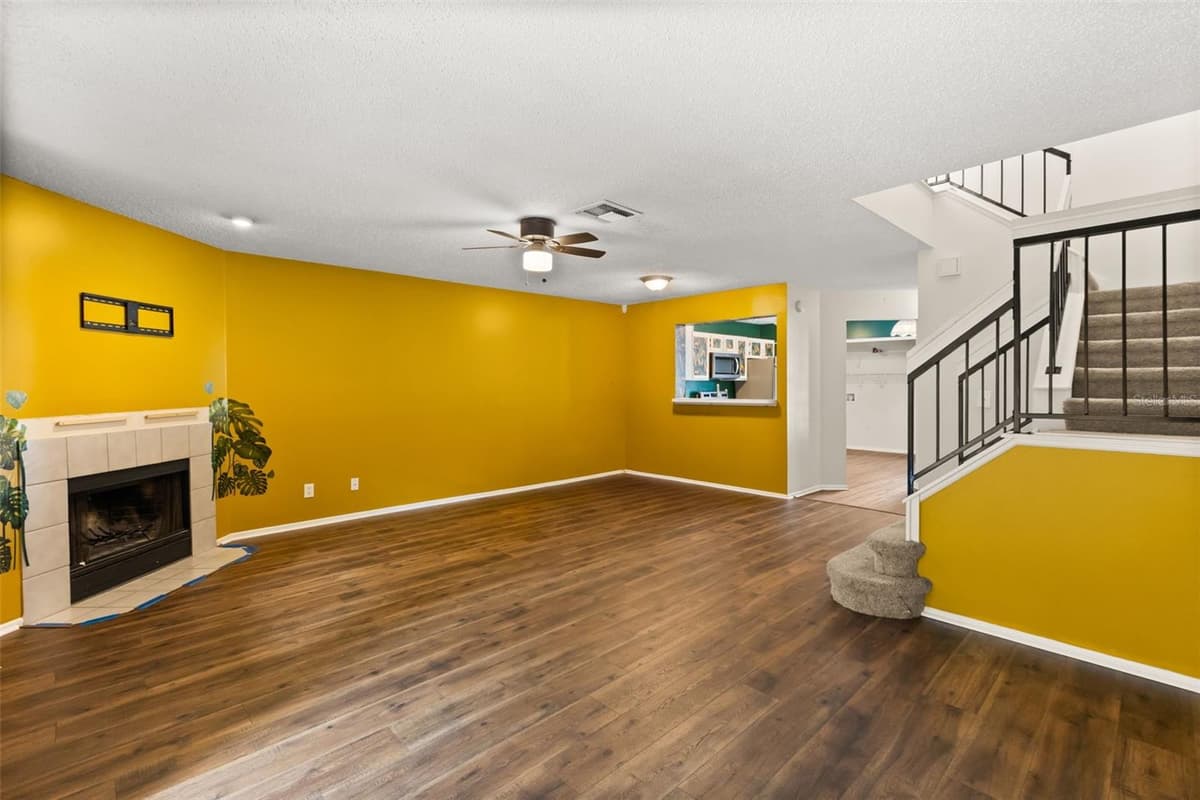 2776 LANCASTER COURT — photo 5 of 33