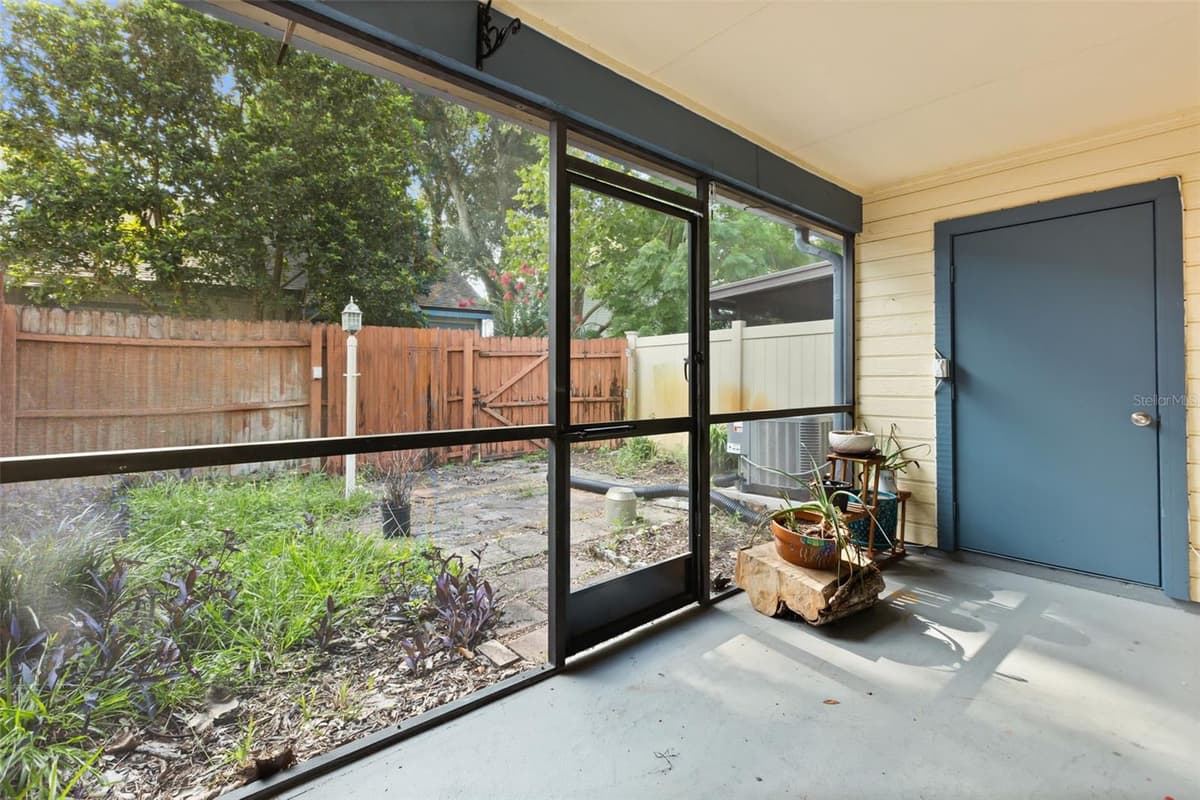 2776 LANCASTER COURT — photo 24 of 33