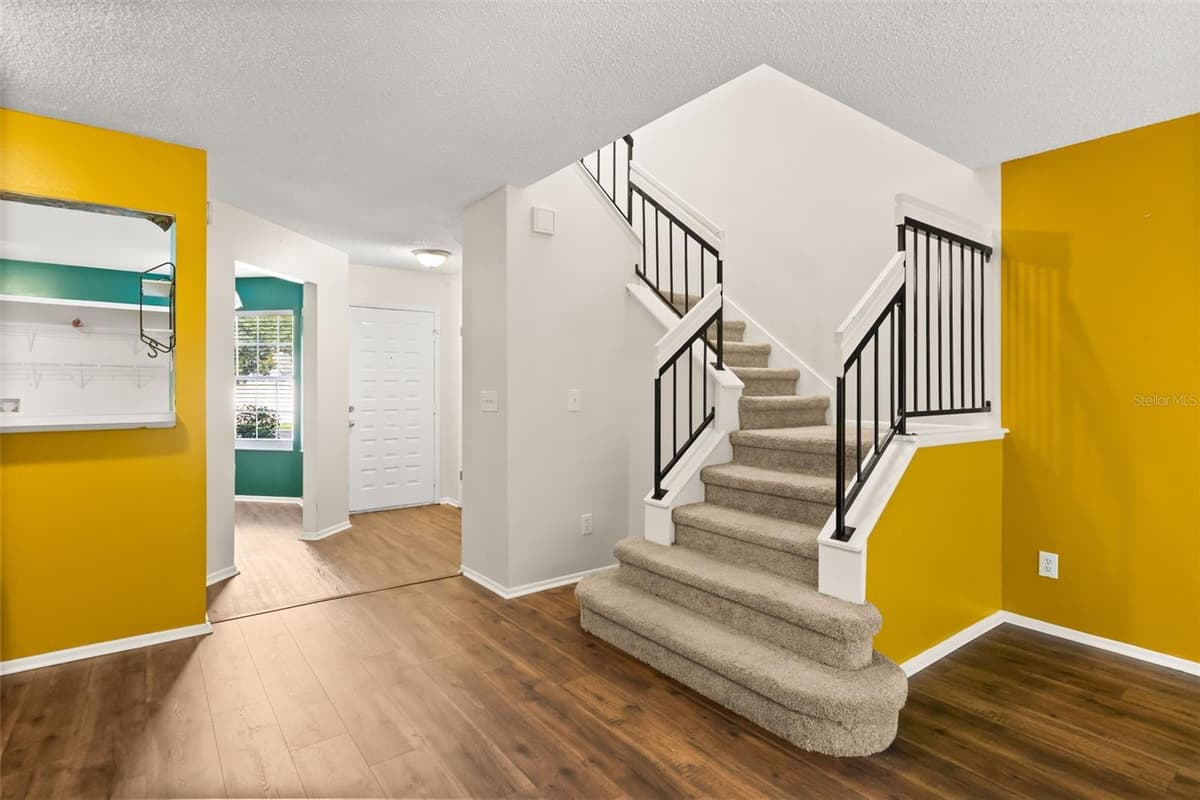 2776 LANCASTER COURT — photo 4 of 33