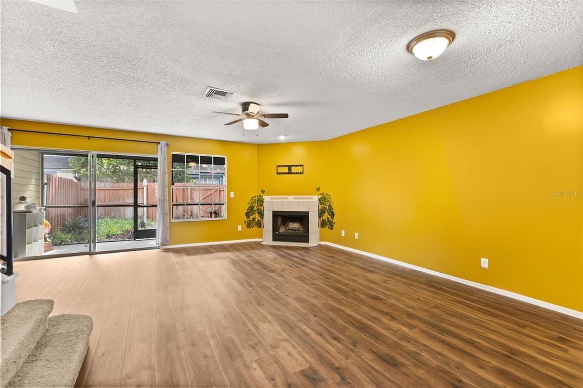 2776 LANCASTER COURT — photo 6 of 33