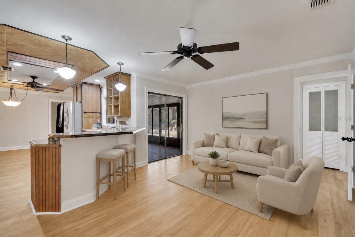 24 BAYRIDGE COURT — photo 38 of 55