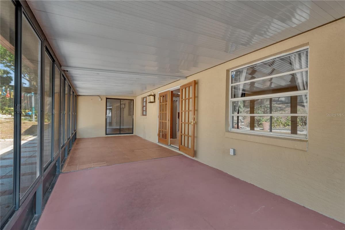 24 BAYRIDGE COURT — photo 49 of 55