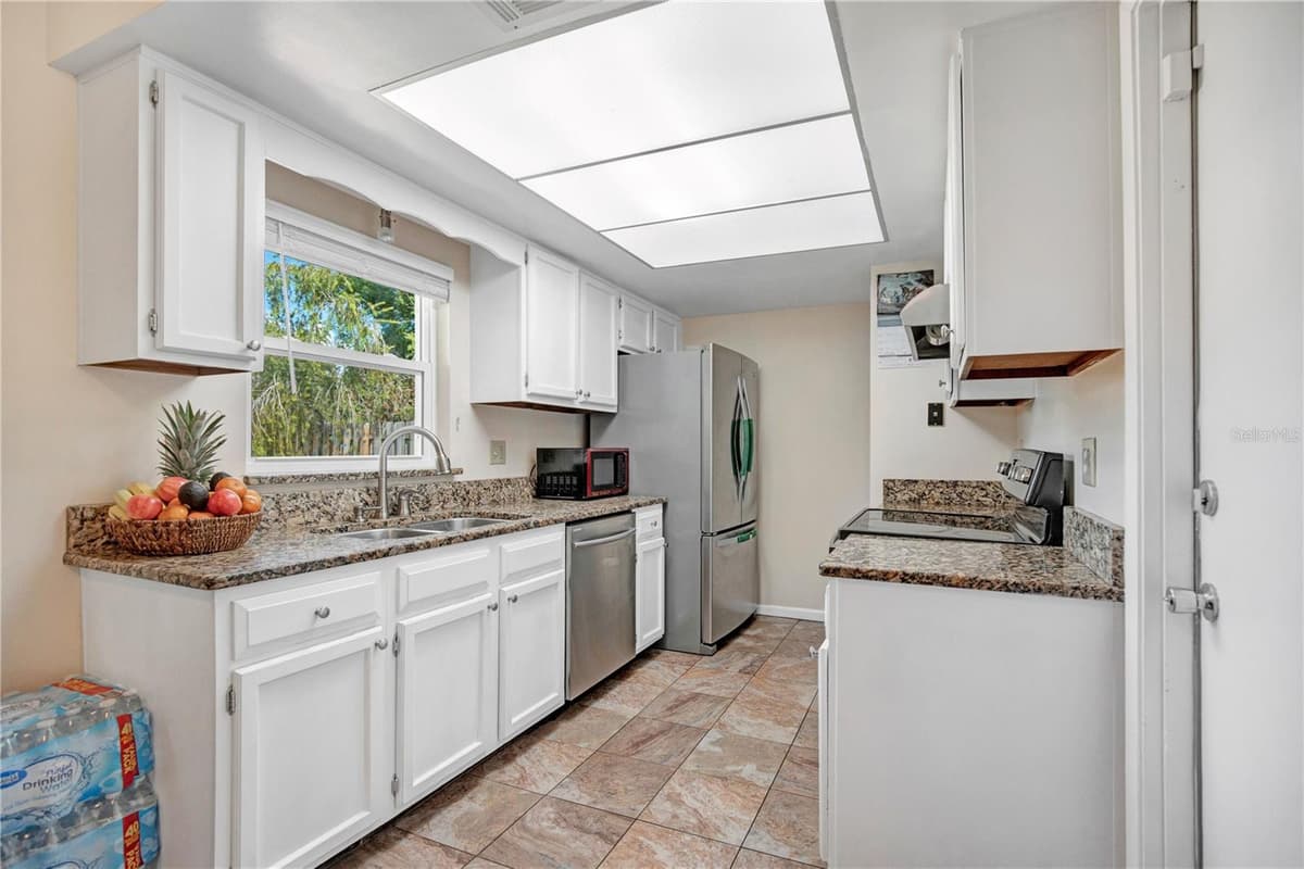 129 REEL COURT — photo 10 of 26