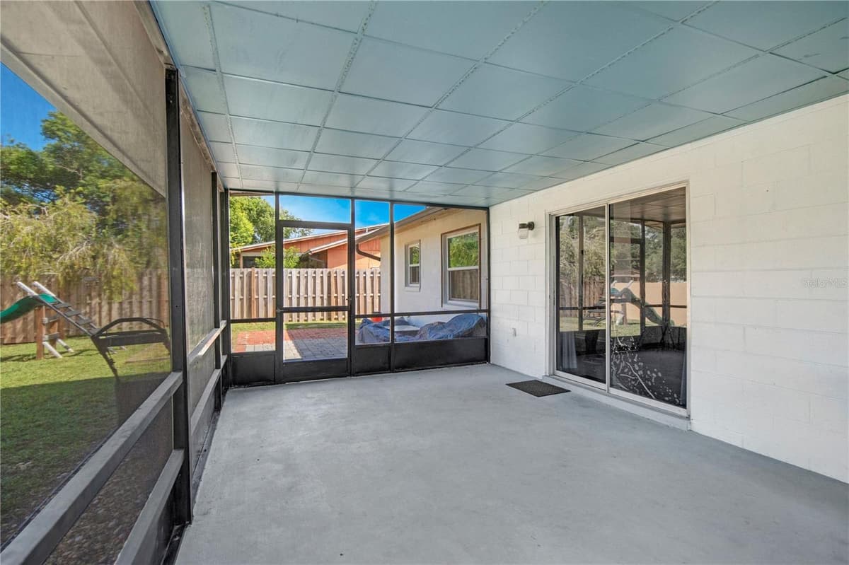129 REEL COURT — photo 22 of 26