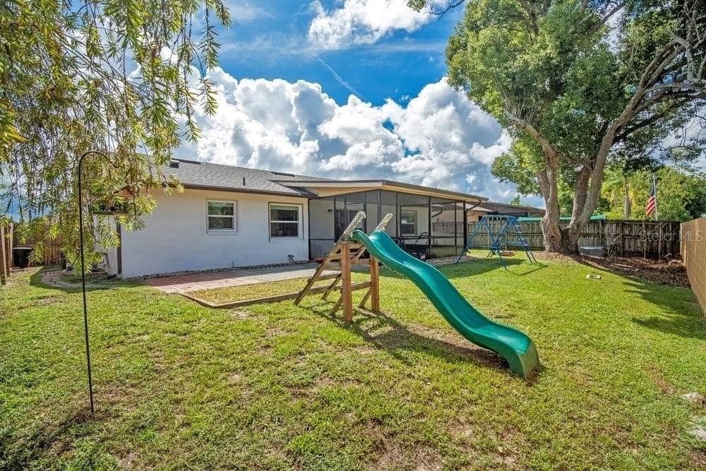 129 REEL COURT — photo 24 of 26