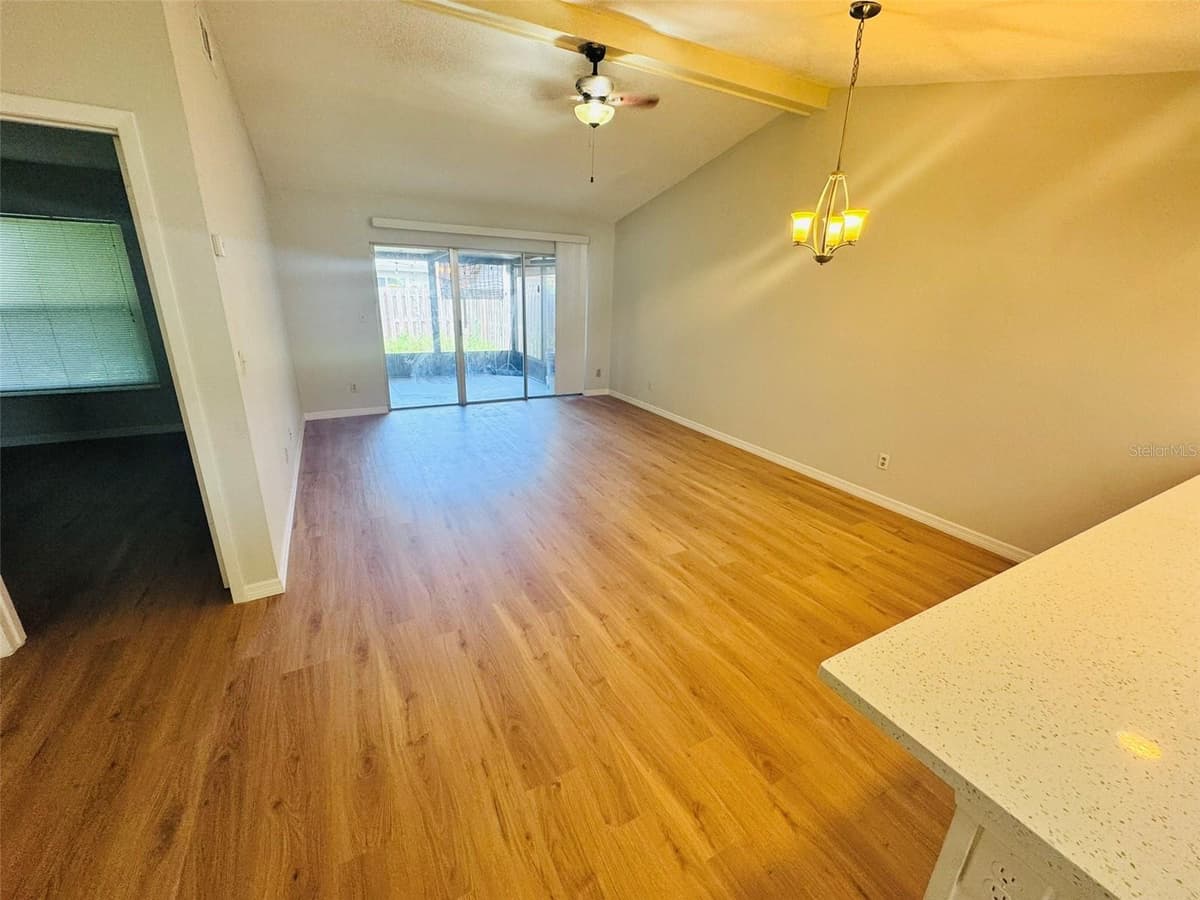5151 GAINSVILLE DRIVE — photo 8 of 22