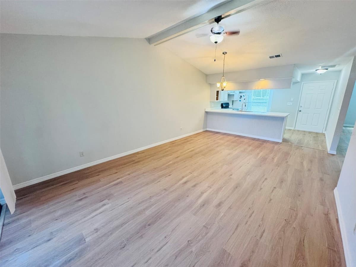 5151 GAINSVILLE DRIVE — photo 9 of 22