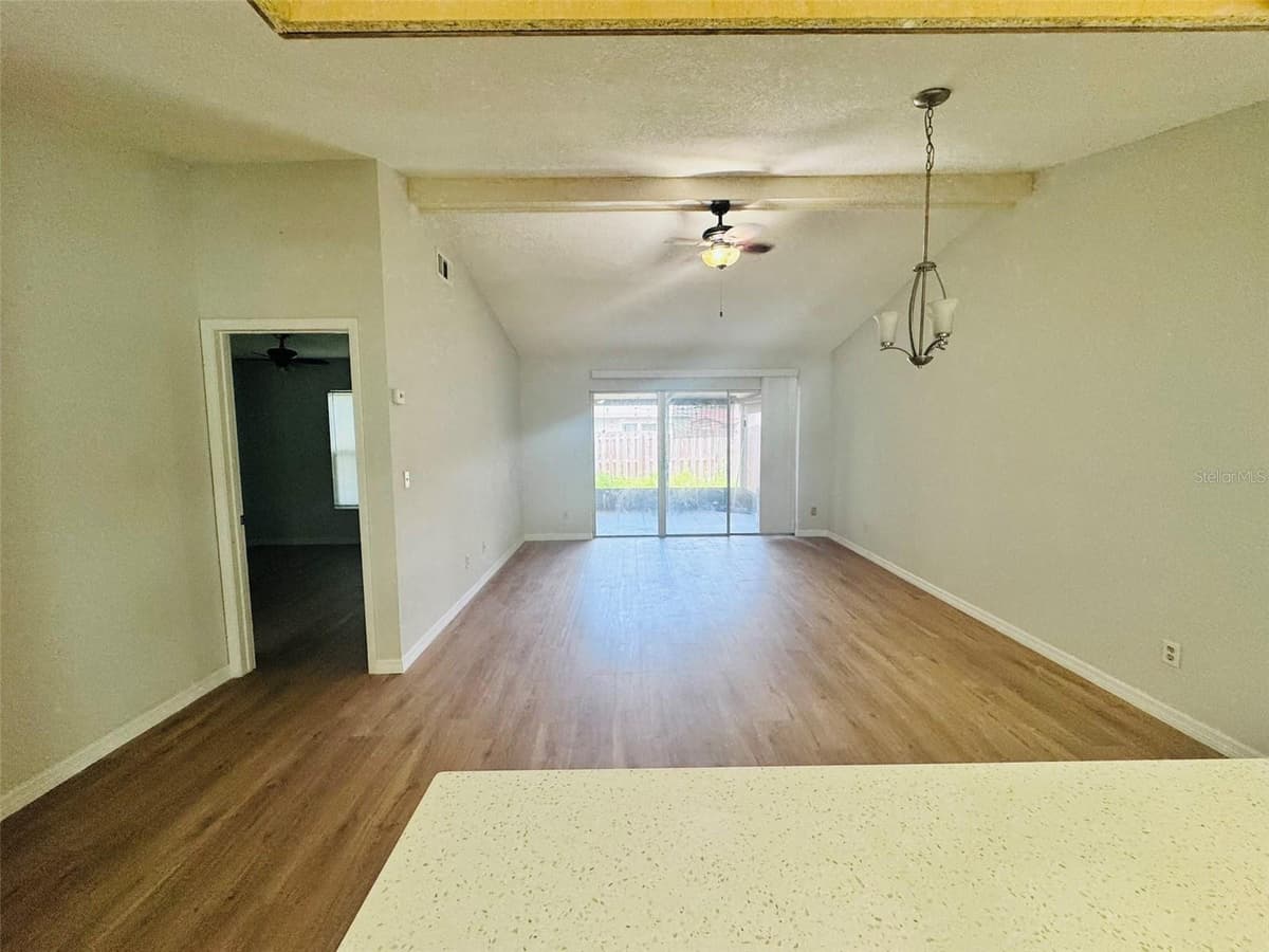 5151 GAINSVILLE DRIVE — photo 7 of 22