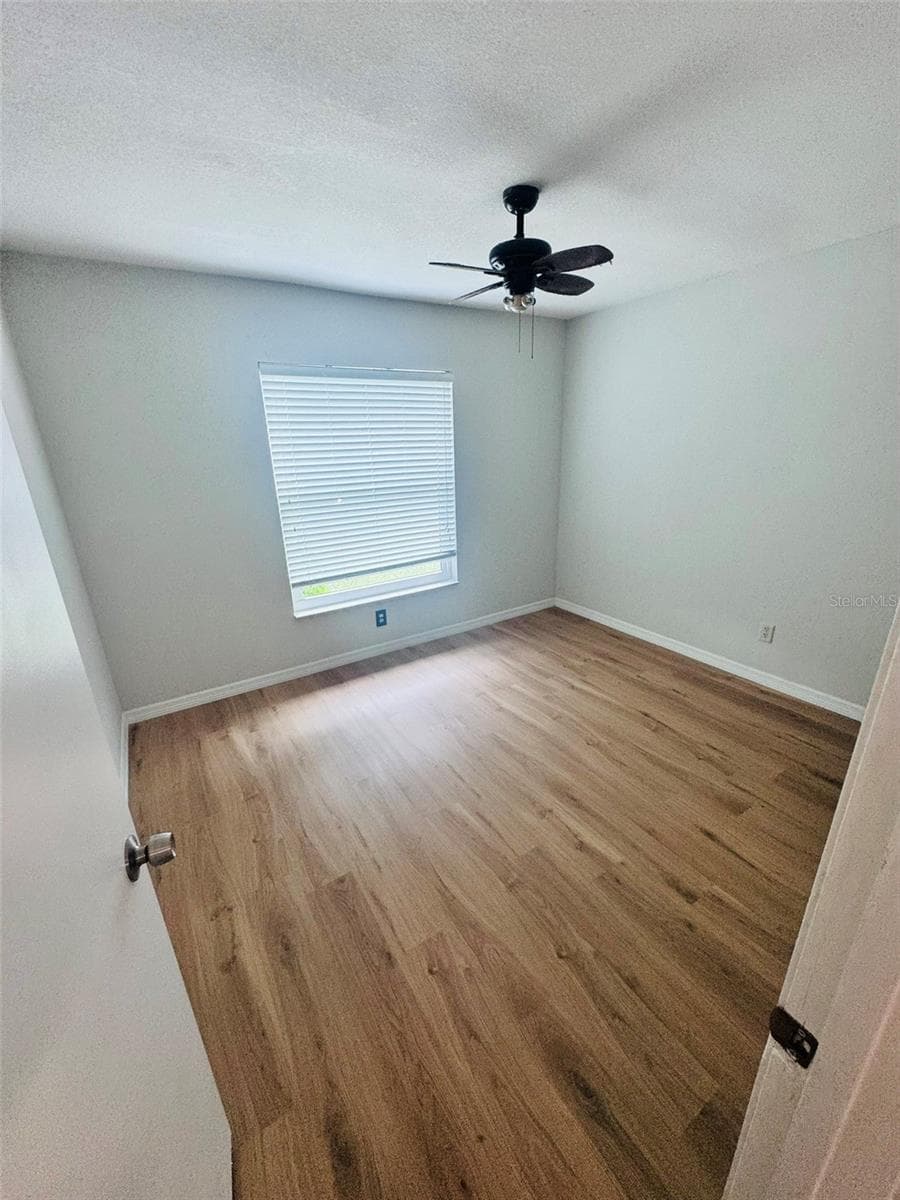 5151 GAINSVILLE DRIVE — photo 15 of 22