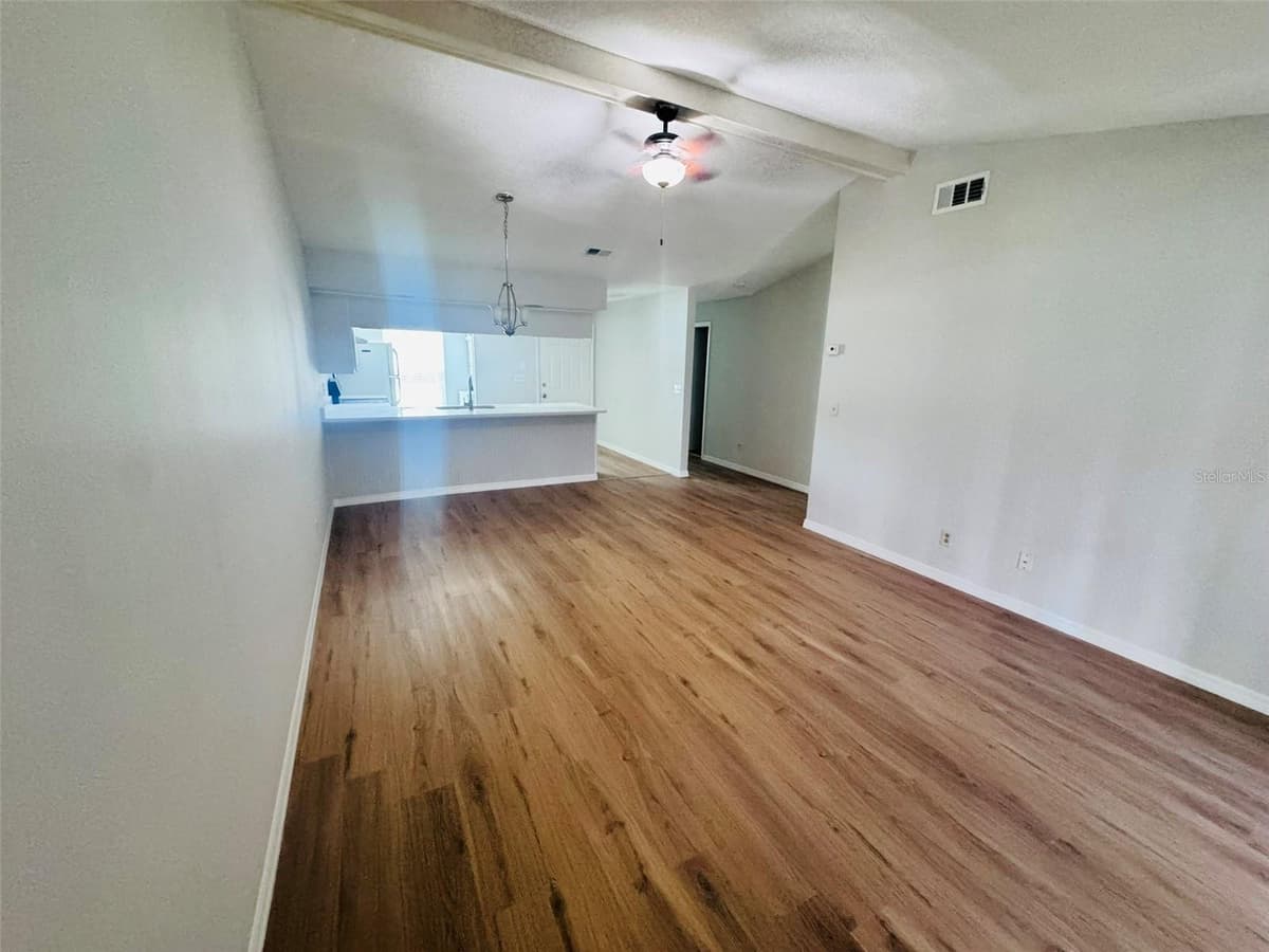 5151 GAINSVILLE DRIVE — photo 17 of 22