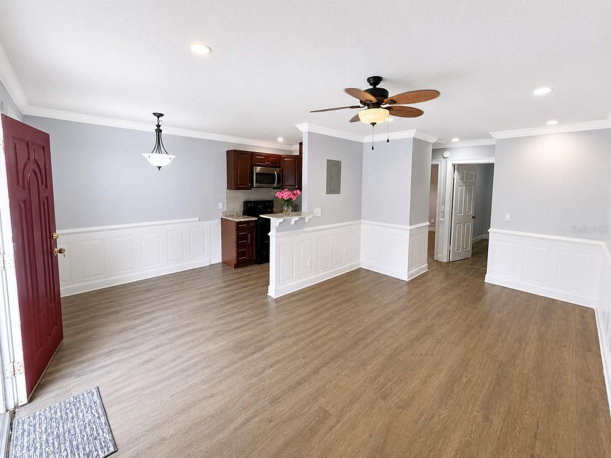 4666 KEN KNIGHT DRIVE — photo 2 of 23