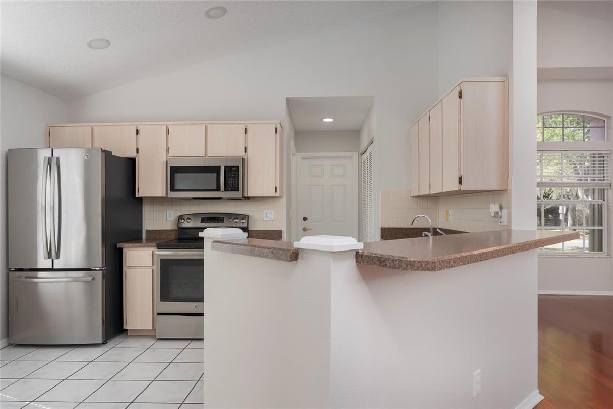717 LIGHTHOUSE DRIVE — photo 10 of 29