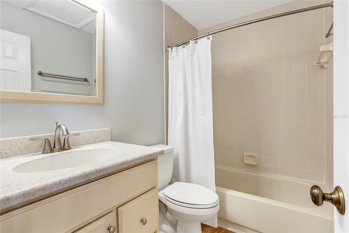605 CHESTNUT OAK CIRCLE — photo 26 of 40