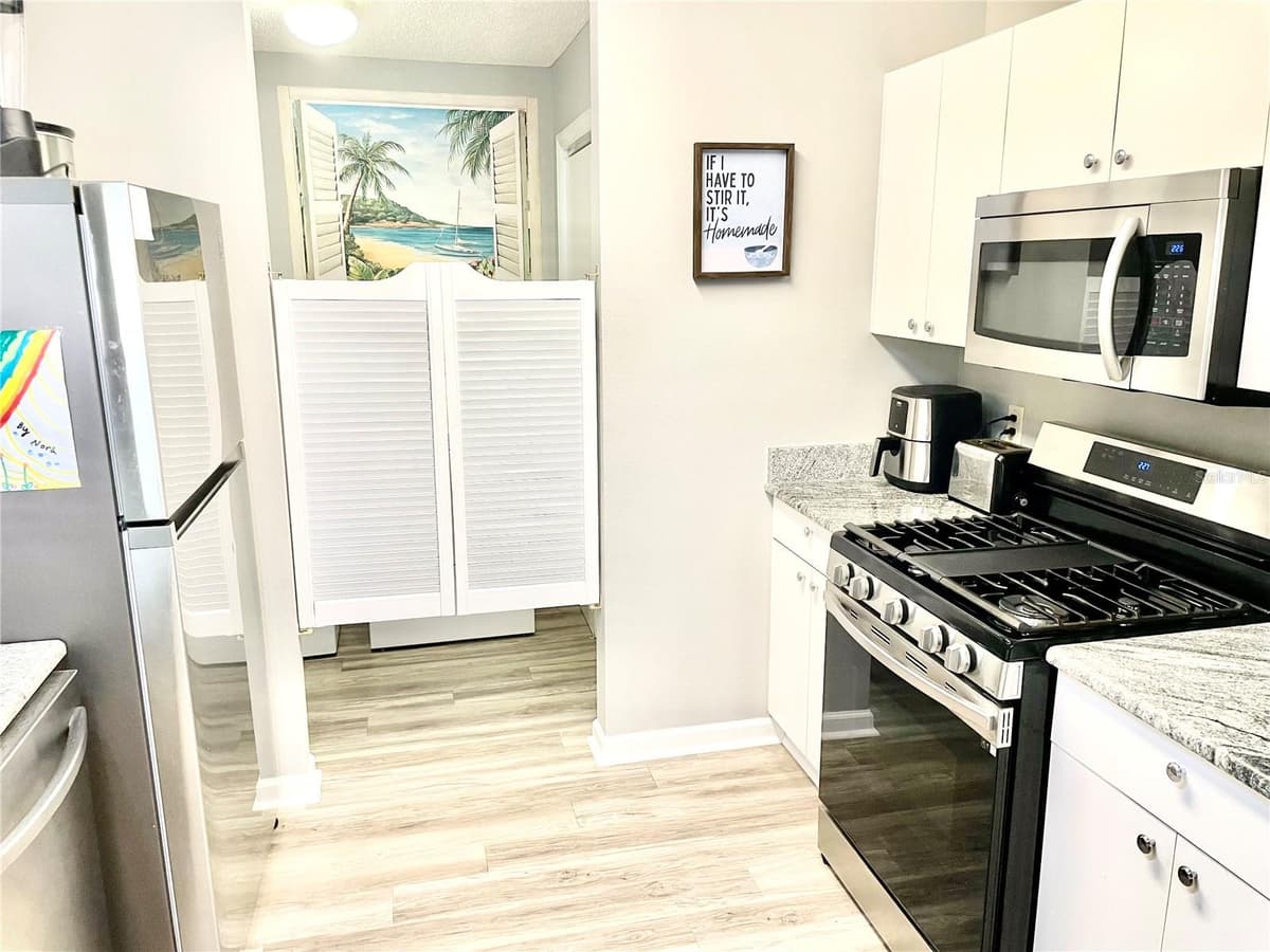 7811 173RD PANORAMA PLACE — photo 16 of 47