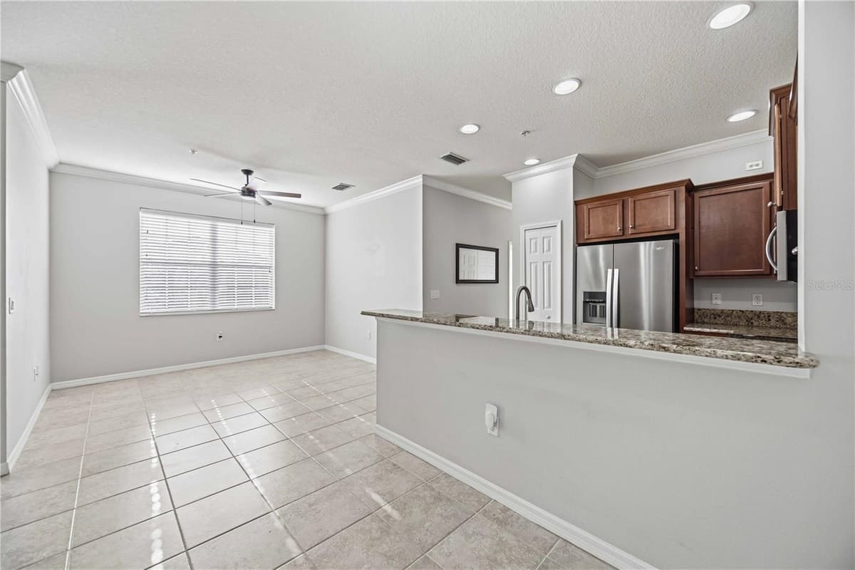 7927 LIMESTONE LANE — photo 6 of 31