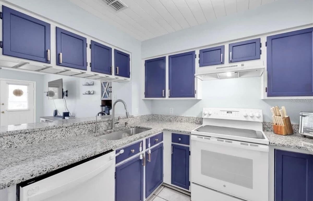 11338 STRATTON PARK DRIVE — photo 4 of 9