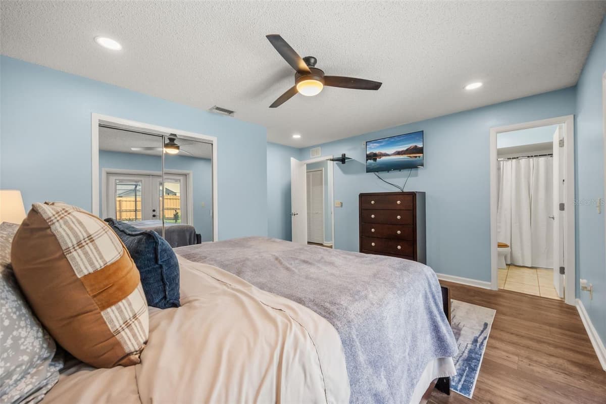 2642 MAJESTIC AVENUE — photo 20 of 37