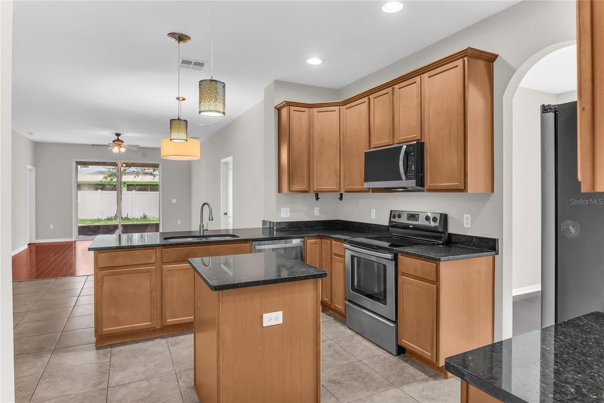 847 AYDEN OAK LANE — photo 12 of 54