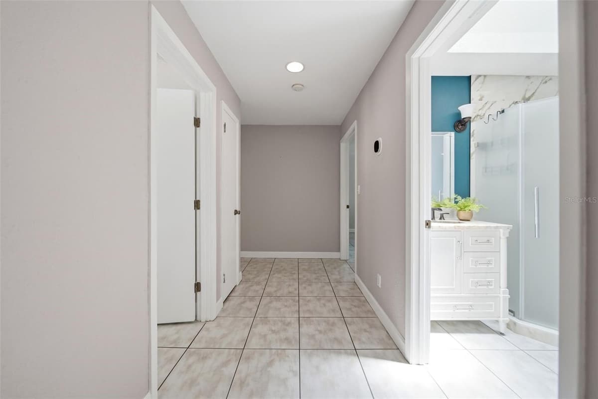 1540 HORATIO AVENUE — photo 18 of 33