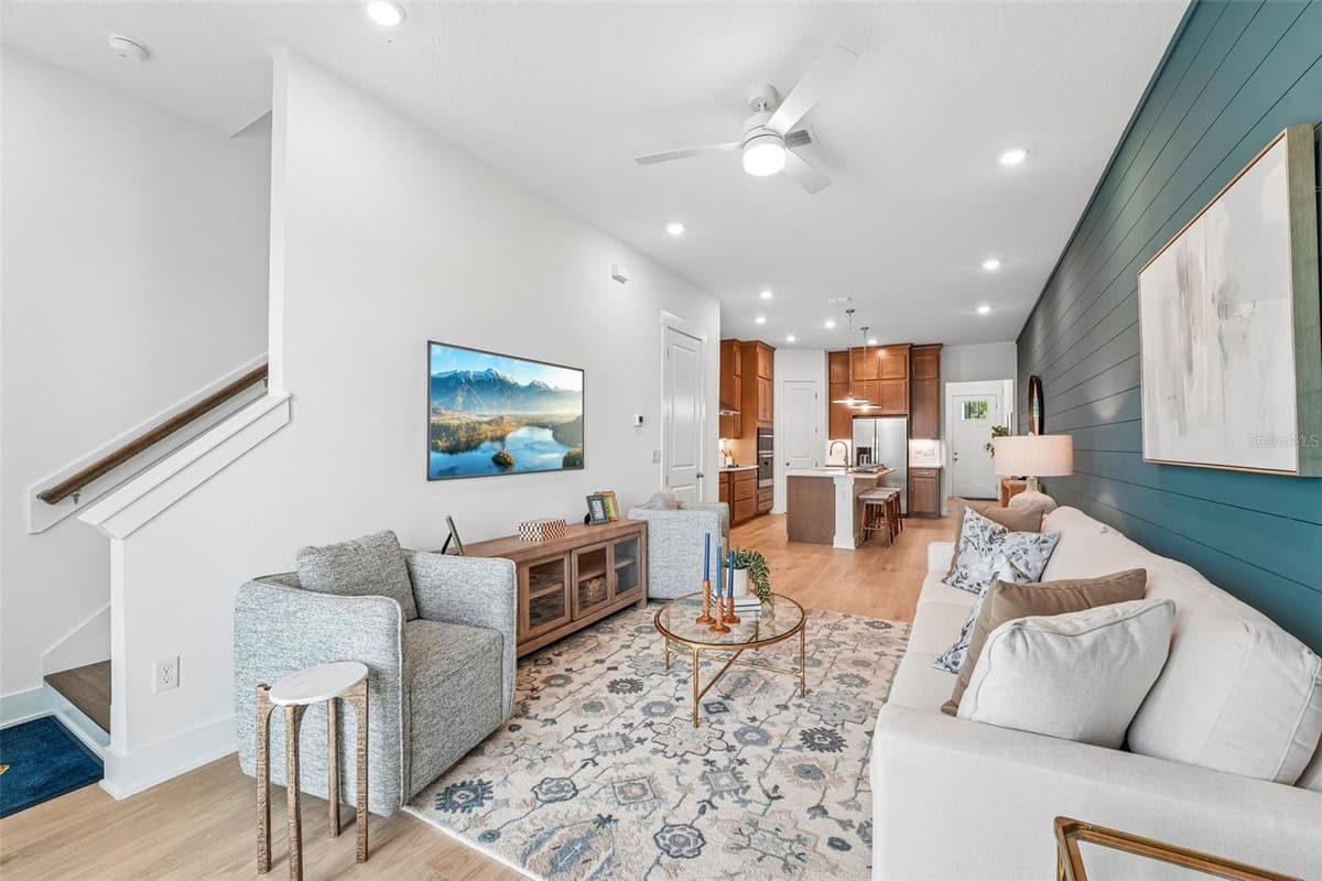 Unknown — photo 4 of 27