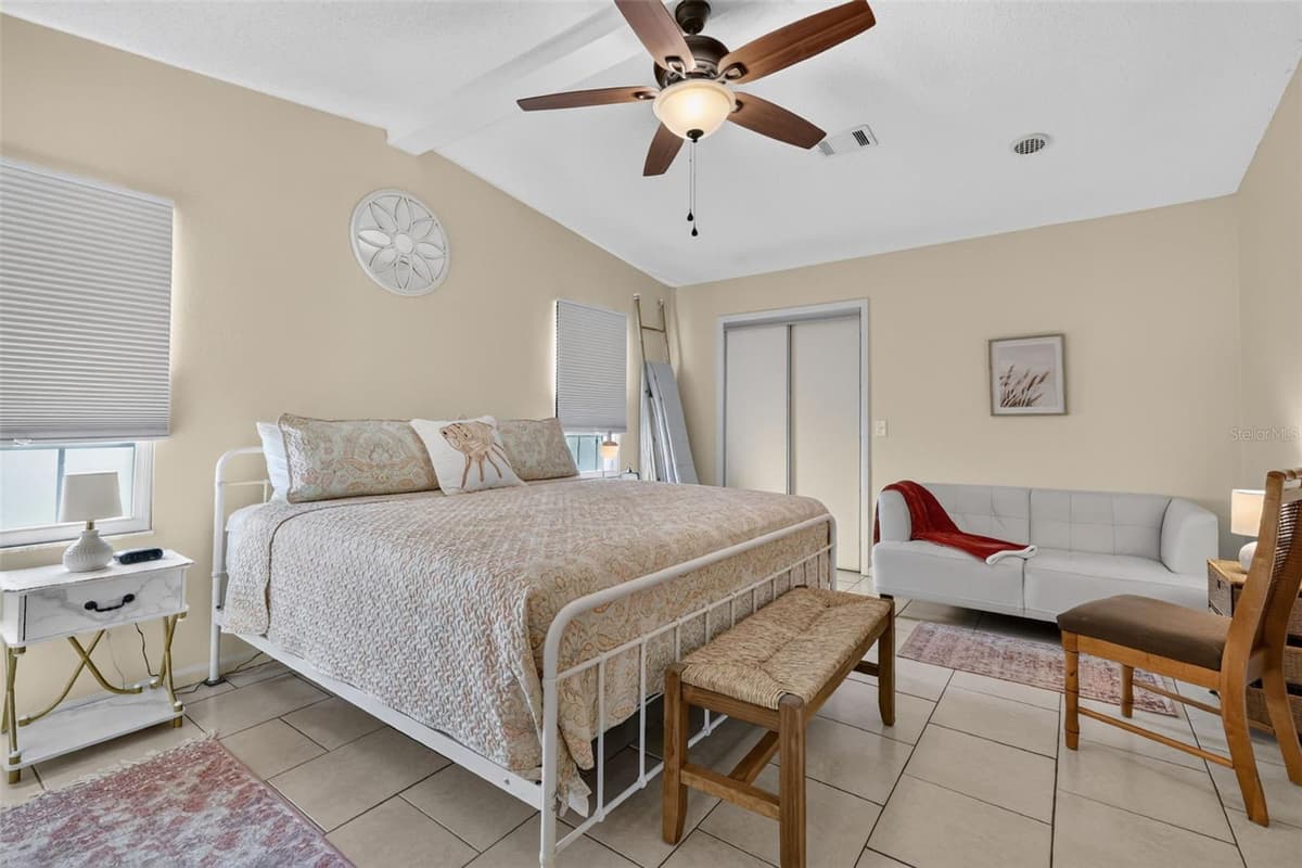 1541 DORAL CIRCLE — photo 19 of 26