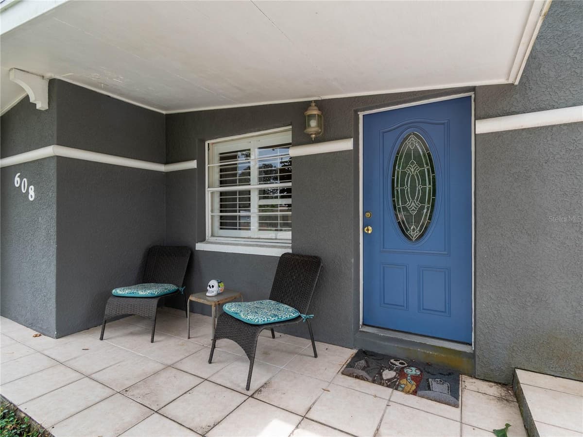 608 PENT STREET — photo 4 of 45