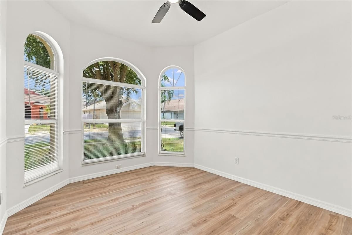 1887 WOOD BEND STREET — photo 12 of 50