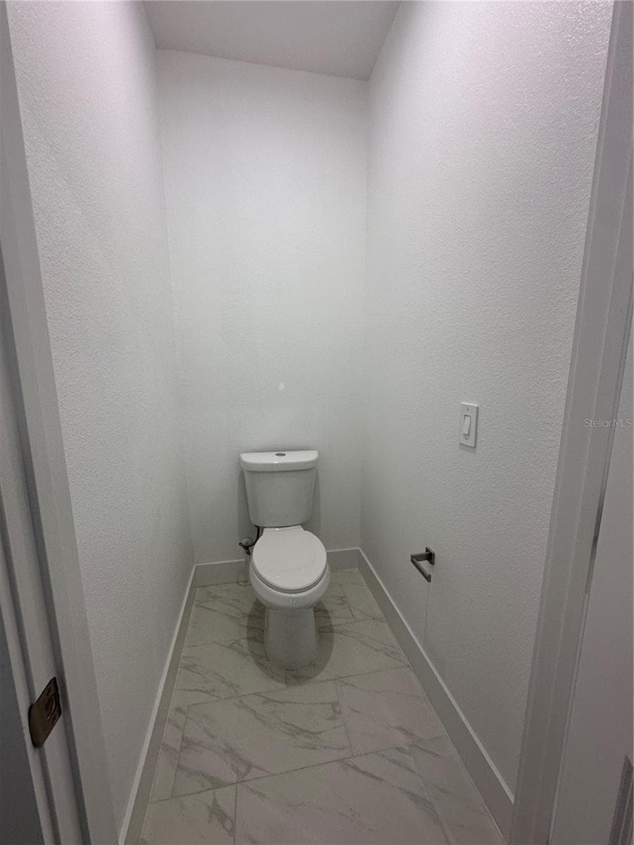 3135 LOWRY BOULEVARD — photo 27 of 28