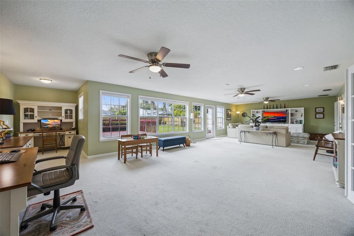 312 OAK HILL DRIVE — photo 38 of 64