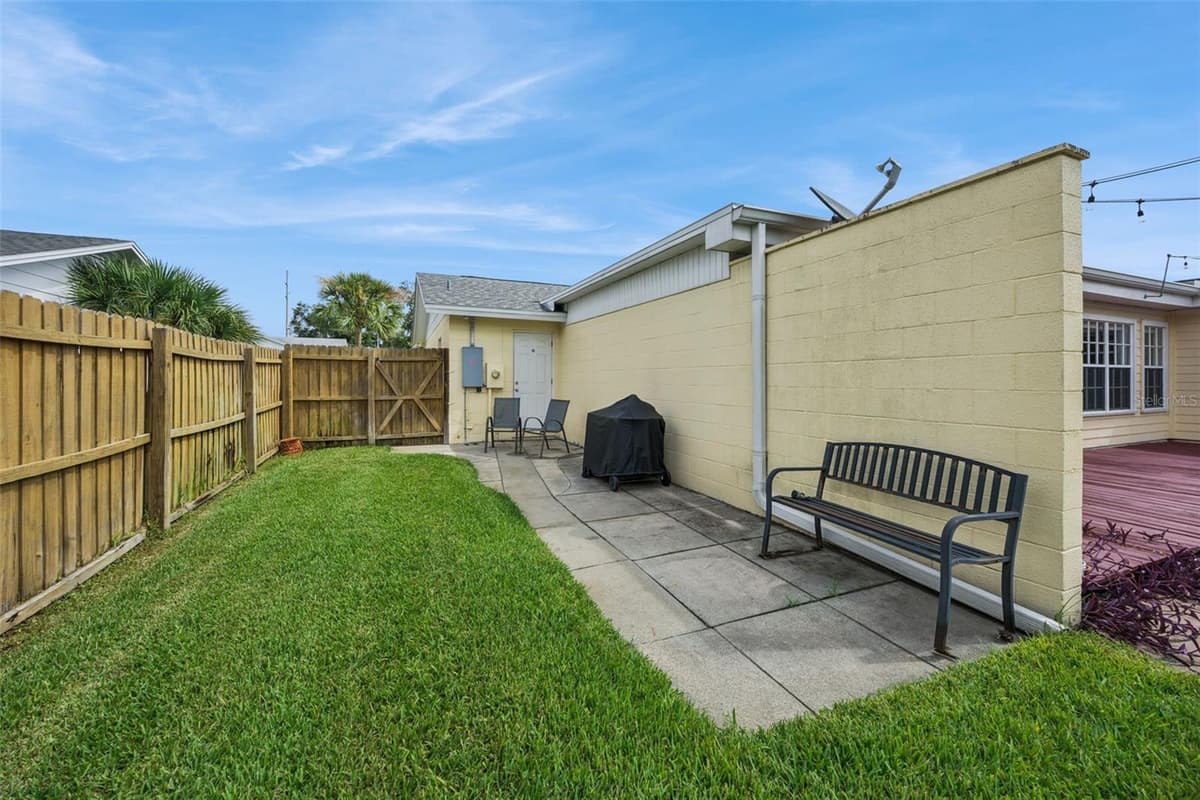 312 OAK HILL DRIVE — photo 48 of 64