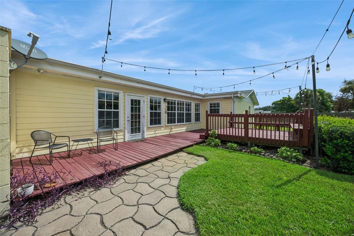 312 OAK HILL DRIVE — photo 46 of 64