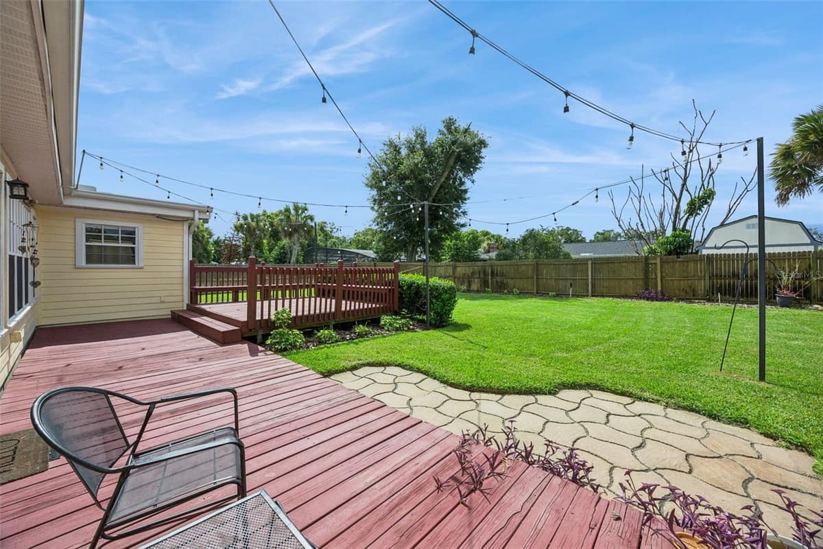 312 OAK HILL DRIVE — photo 47 of 64