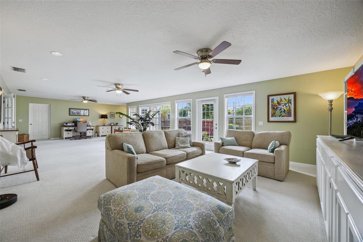 312 OAK HILL DRIVE — photo 41 of 64