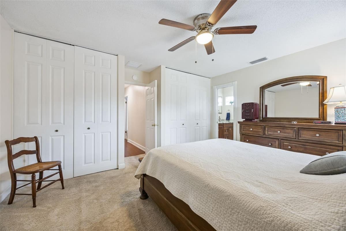 312 OAK HILL DRIVE — photo 27 of 64