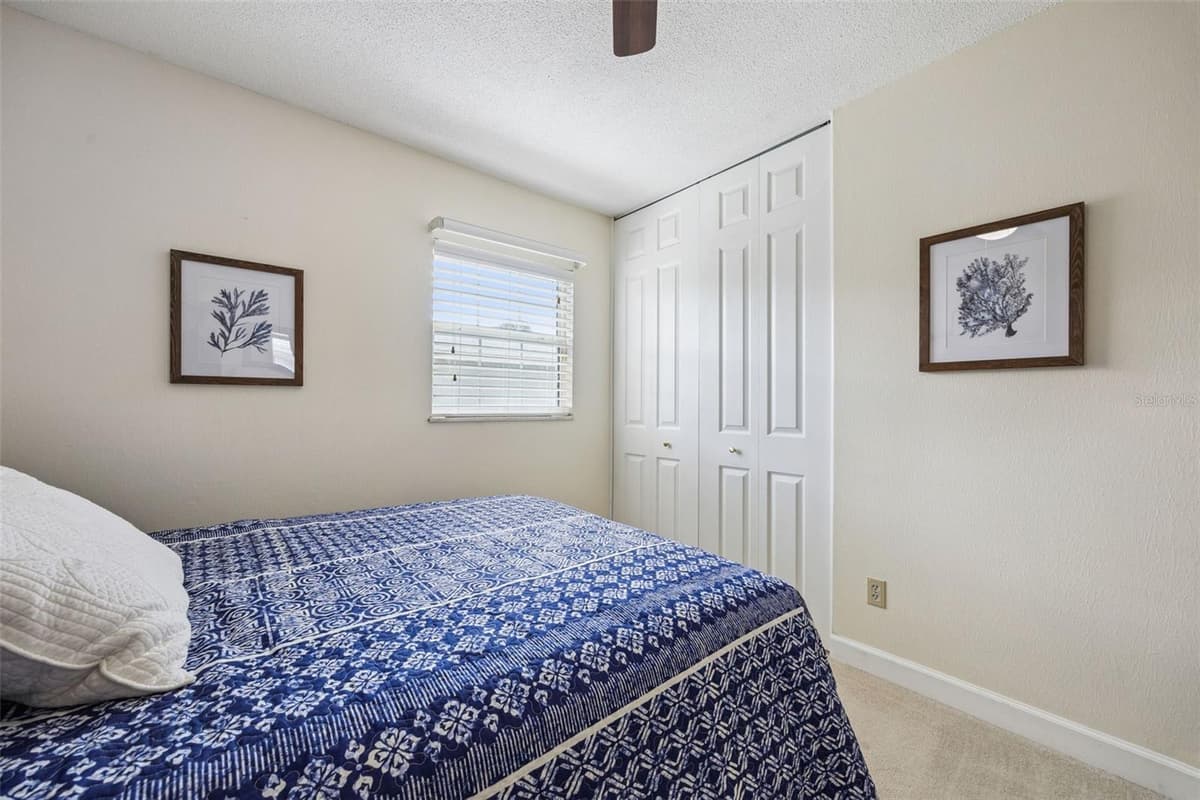 312 OAK HILL DRIVE — photo 28 of 64