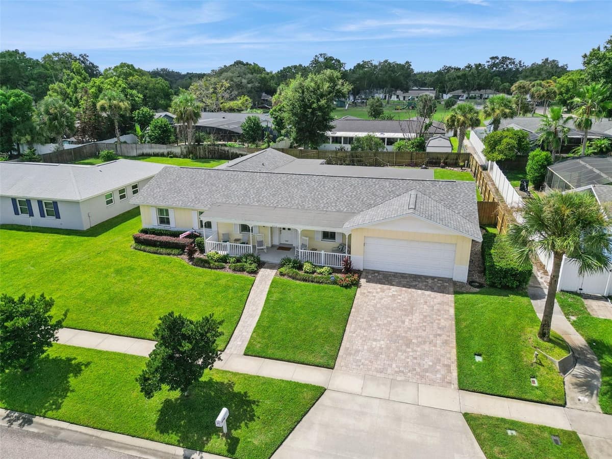 312 OAK HILL DRIVE — photo 56 of 64