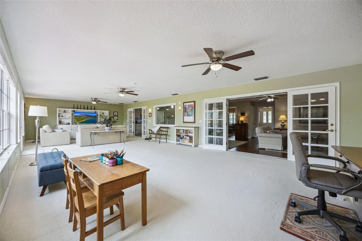 312 OAK HILL DRIVE — photo 42 of 64