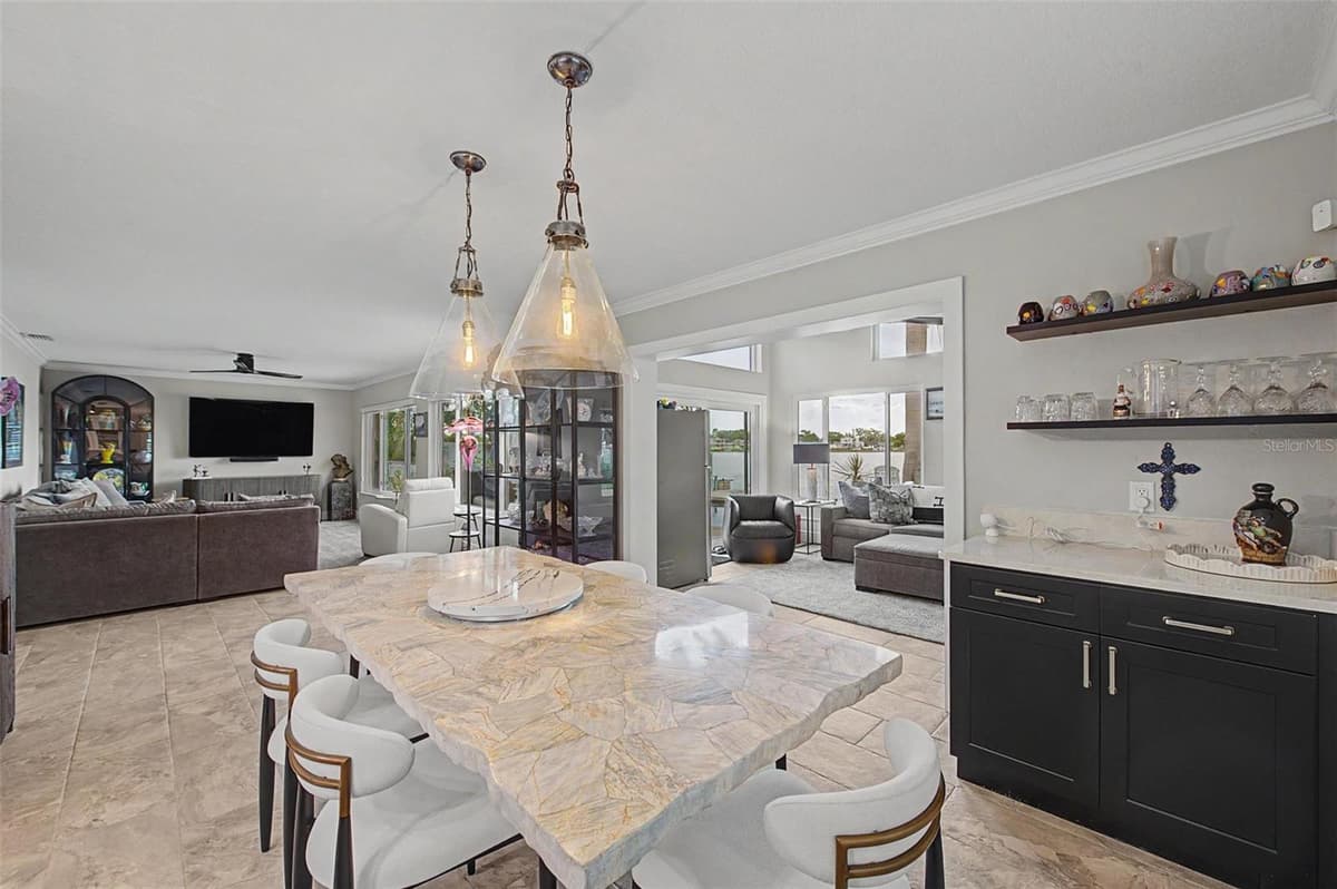 704 BAYSHORE DRIVE — photo 22 of 77