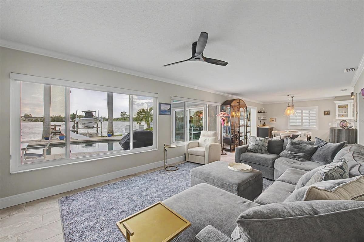 704 BAYSHORE DRIVE — photo 30 of 77