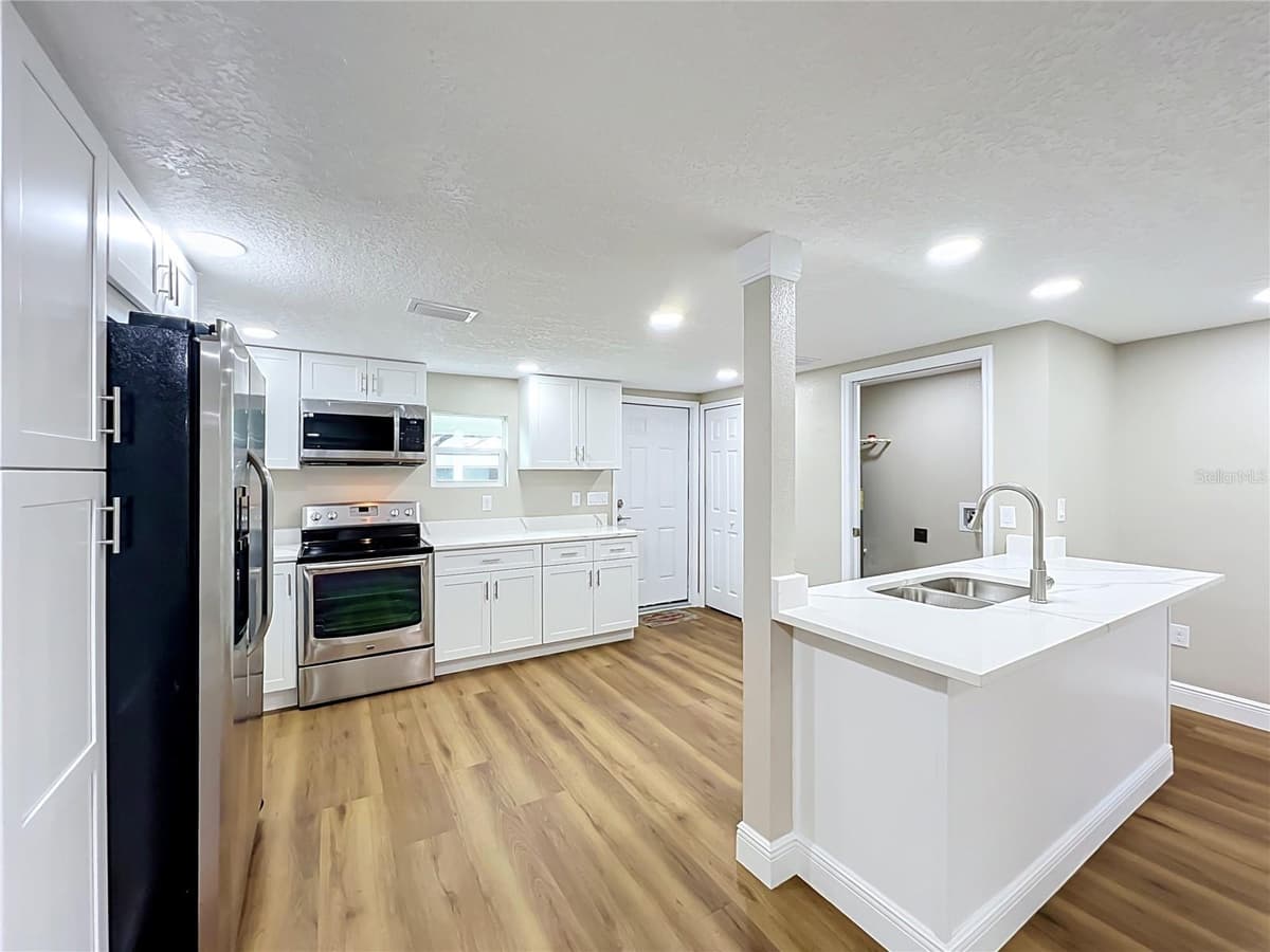 552 B C TERRY ROAD — photo 19 of 65