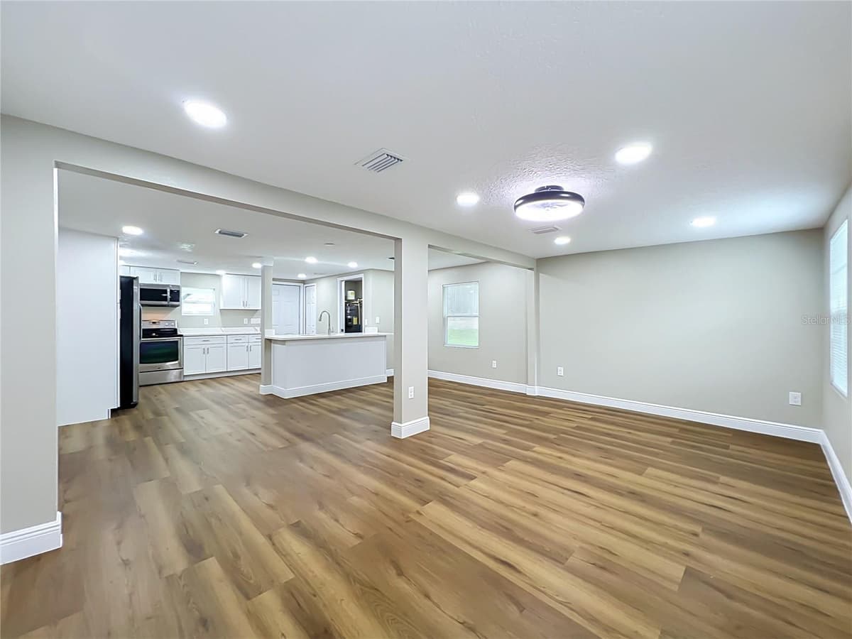 552 B C TERRY ROAD — photo 11 of 65