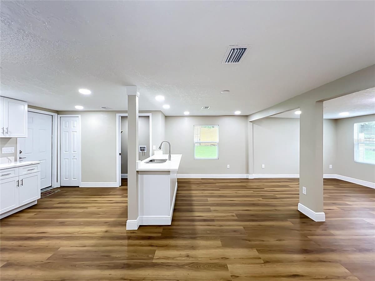 552 B C TERRY ROAD — photo 14 of 65