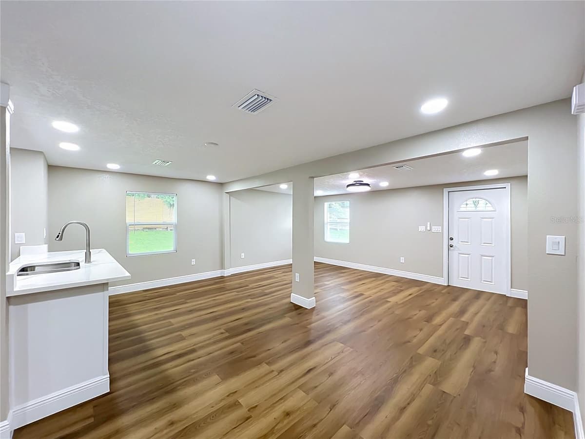 552 B C TERRY ROAD — photo 15 of 65