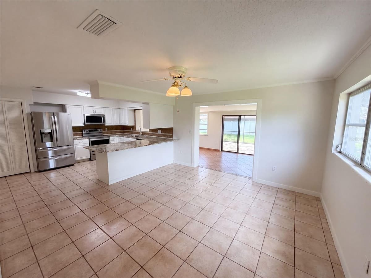 2617 FAIRWAY DRIVE — photo 6 of 29