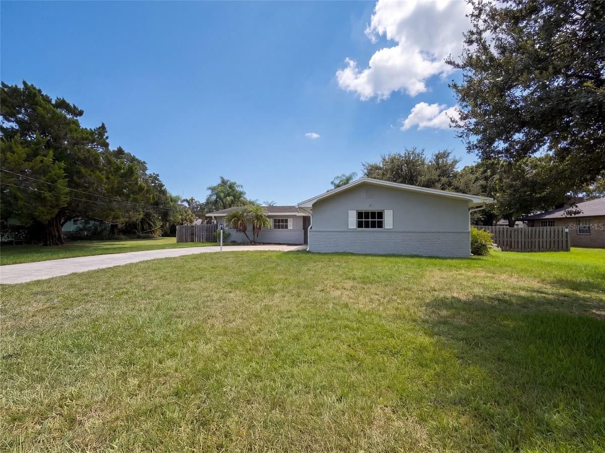 2617 FAIRWAY DRIVE — photo 25 of 29