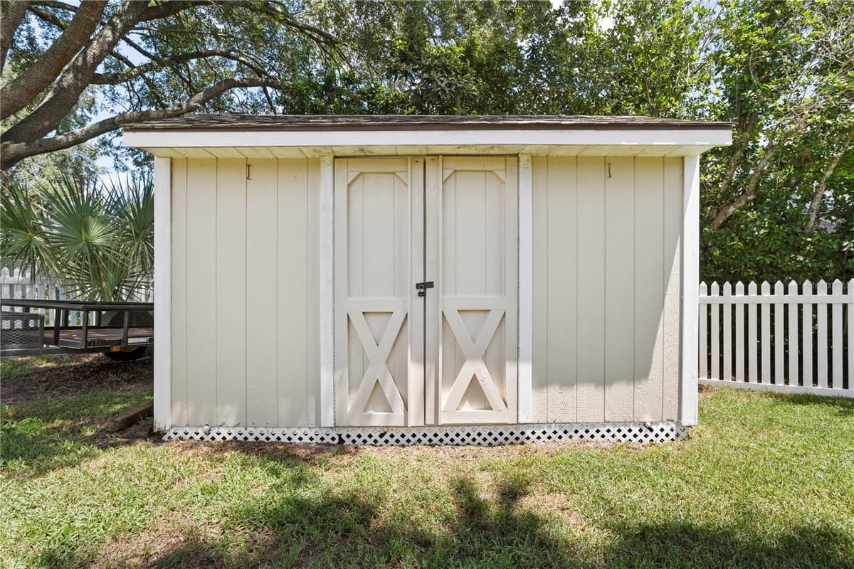 1388 YELLOW PINE COURT — photo 52 of 53