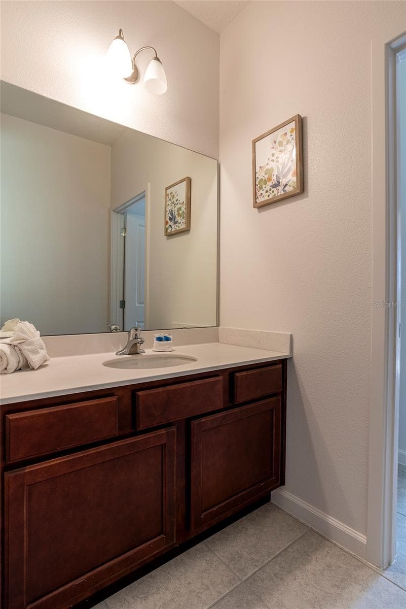 4490 MONADO DRIVE — photo 35 of 68