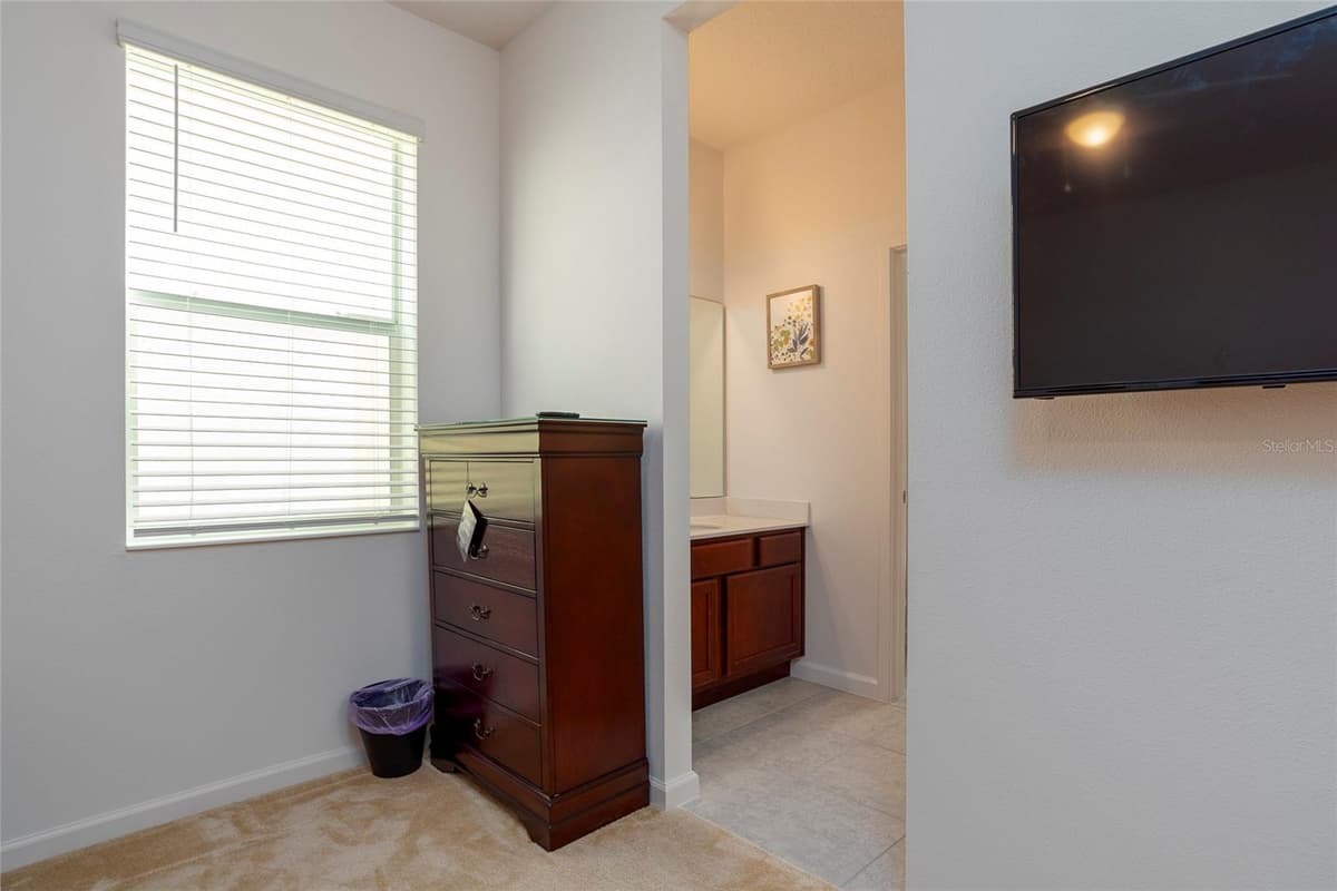 4490 MONADO DRIVE — photo 34 of 68